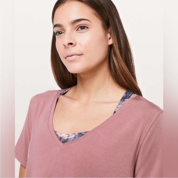 Lululemon To The Point Tee Tshirt Tunic Quicksand Mauve Pink Loose Flowy - Picture 10 of 13